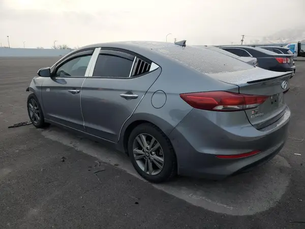 5NPD84LF1JH297933 2018 HYUNDAI ELANTRA - Image 2