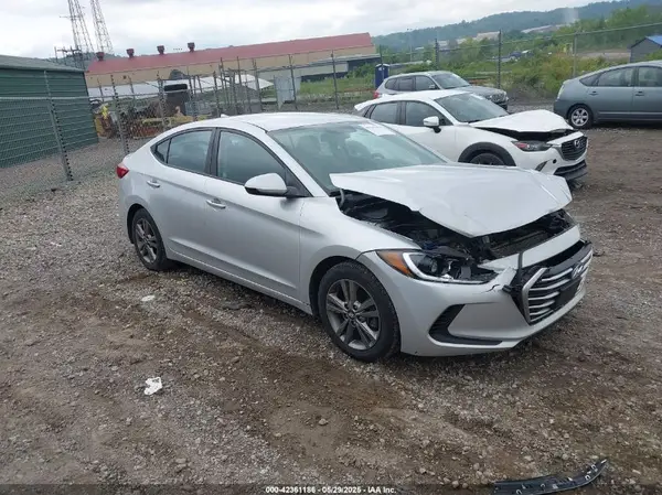 5NPD84LF1JH298077 2018 HYUNDAI ELANTRA - Image 1