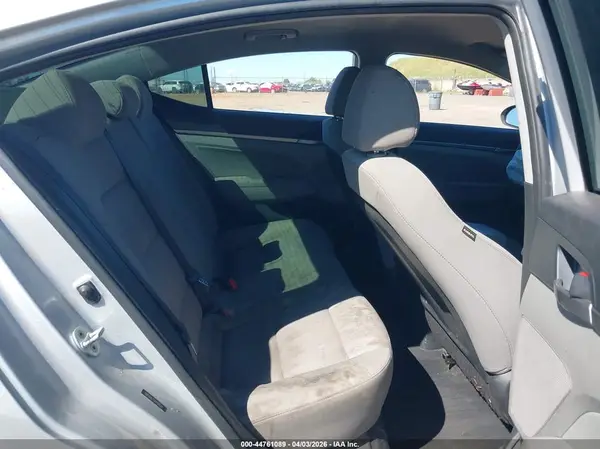 5NPD84LF1JH298628 2018 HYUNDAI ELANTRA - Image 8