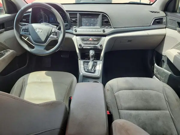 5NPD84LF1JH300040 2018 HYUNDAI ELANTRA - Image 8
