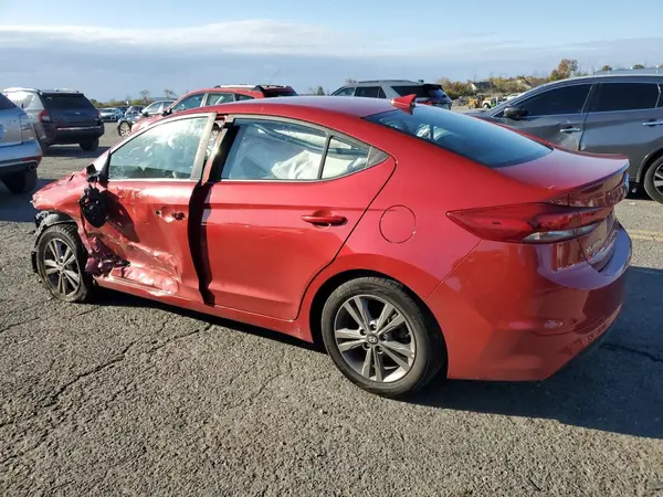 5NPD84LF1JH301558 2018 HYUNDAI ELANTRA - Image 2
