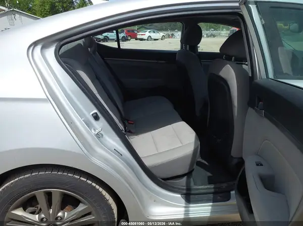 5NPD84LF1JH302824 2018 HYUNDAI ELANTRA - Image 8