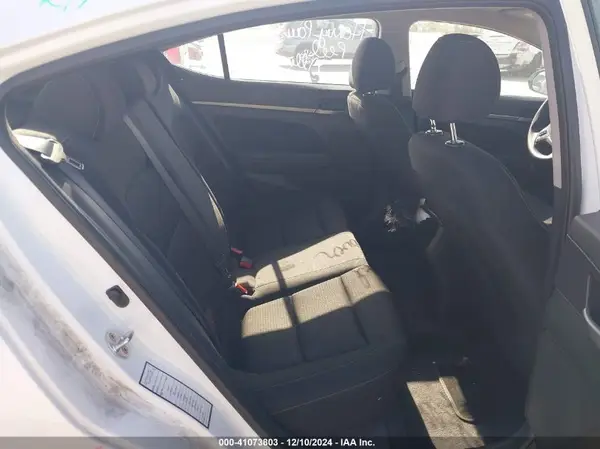 5NPD84LF1JH310390 2018 HYUNDAI ELANTRA - Image 8
