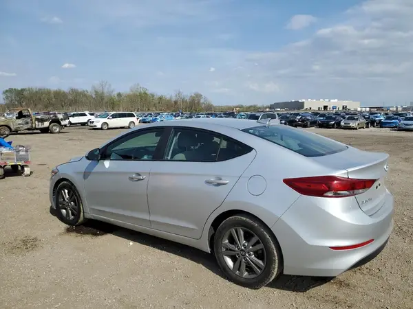 5NPD84LF1JH314665 2018 HYUNDAI ELANTRA - Image 2