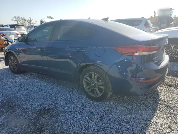 5NPD84LF1JH315802 2018 HYUNDAI ELANTRA - Image 2