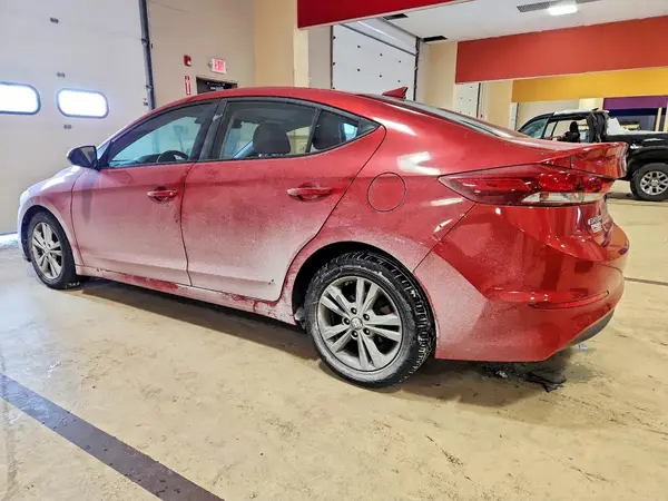 5NPD84LF1JH316965 2018 HYUNDAI ELANTRA - Image 2
