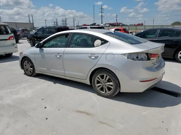 5NPD84LF1JH319882 2018 HYUNDAI ELANTRA - Image 2