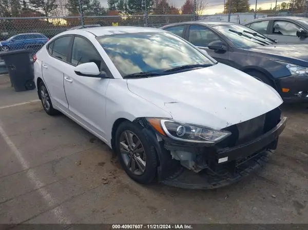 5NPD84LF1JH321888 2018 HYUNDAI ELANTRA - Image 1