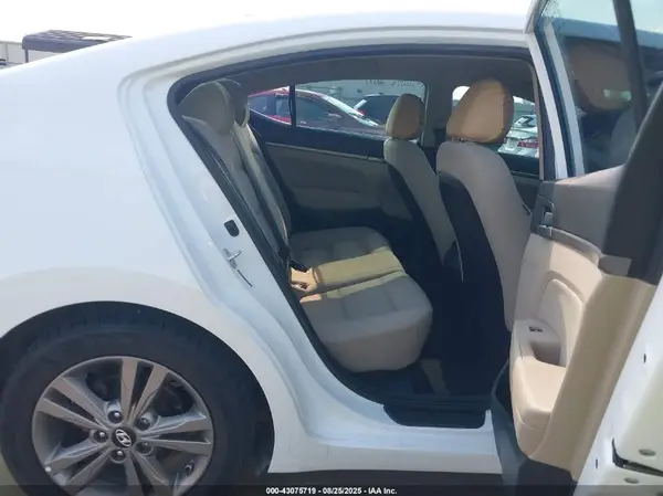 5NPD84LF1JH321910 2018 HYUNDAI ELANTRA - Image 8