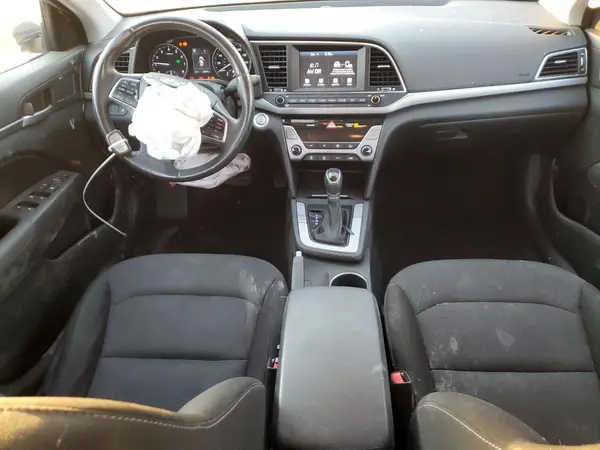 5NPD84LF1JH322278 2018 HYUNDAI ELANTRA - Image 8