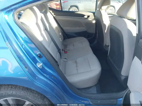 5NPD84LF1JH322989 2018 HYUNDAI ELANTRA - Image 8