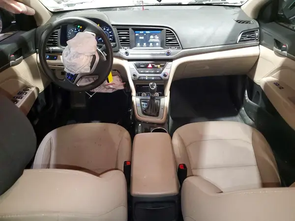5NPD84LF1JH323480 2018 HYUNDAI ELANTRA - Image 8