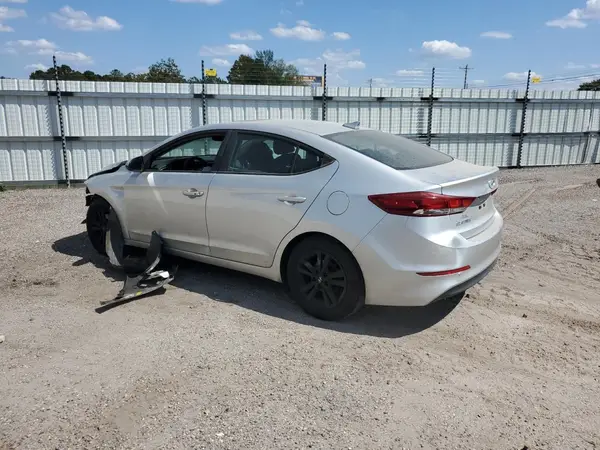 5NPD84LF1JH324998 2018 HYUNDAI ELANTRA - Image 2