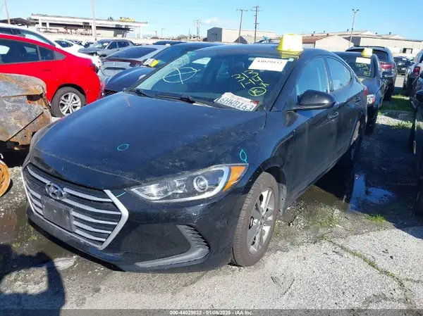 5NPD84LF1JH326122 2018 HYUNDAI ELANTRA - Image 2