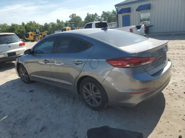 5NPD84LF1JH328159 2018 HYUNDAI ELANTRA - Image 2