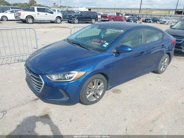 5NPD84LF1JH331241 2018 HYUNDAI ELANTRA - Image 2