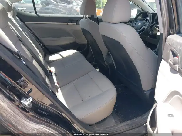 5NPD84LF1JH331496 2018 HYUNDAI ELANTRA - Image 8