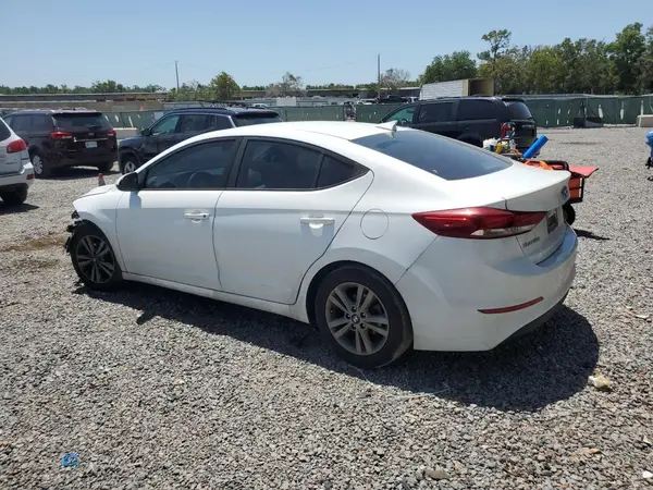 5NPD84LF1JH332809 2018 HYUNDAI ELANTRA - Image 2