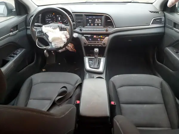 5NPD84LF1JH332891 2018 HYUNDAI ELANTRA - Image 8