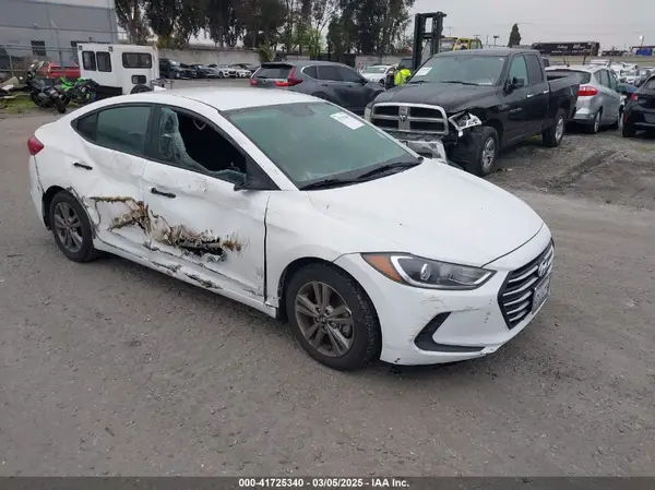 5NPD84LF1JH334110 2018 HYUNDAI ELANTRA - Image 1