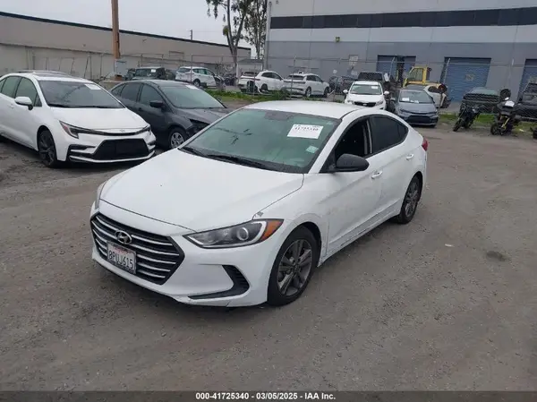 5NPD84LF1JH334110 2018 HYUNDAI ELANTRA - Image 2