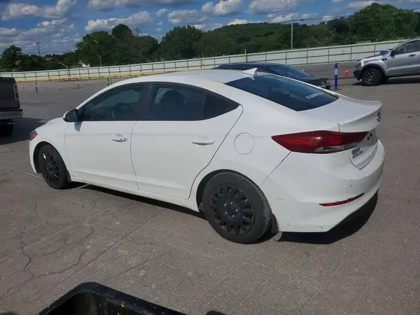 5NPD84LF1JH335502 2018 HYUNDAI ELANTRA - Image 2