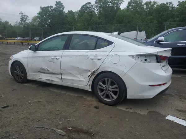 5NPD84LF1JH338075 2018 HYUNDAI ELANTRA - Image 2