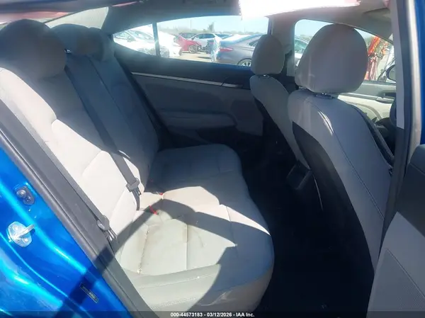 5NPD84LF1JH339307 2018 HYUNDAI ELANTRA - Image 8