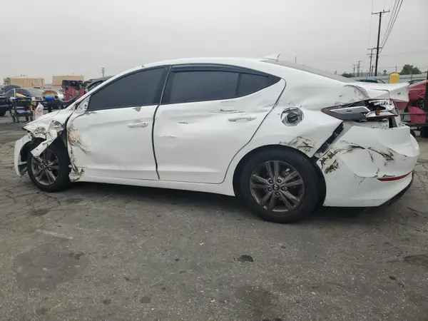 5NPD84LF1JH347987 2018 HYUNDAI ELANTRA - Image 2