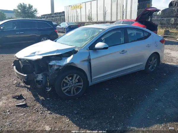 5NPD84LF1JH348752 2018 HYUNDAI ELANTRA - Image 2