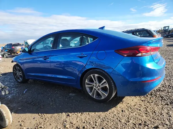 5NPD84LF1JH351246 2018 HYUNDAI ELANTRA - Image 2