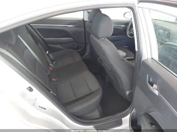 5NPD84LF1JH356219 2018 HYUNDAI ELANTRA - Image 8