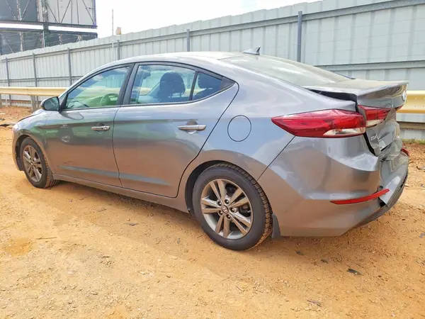 5NPD84LF1JH357029 2018 HYUNDAI ELANTRA - Image 2
