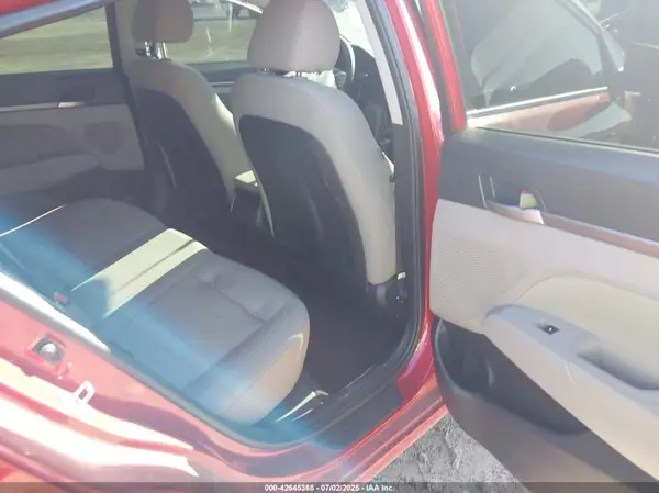 5NPD84LF1JH357077 2018 HYUNDAI ELANTRA - Image 8