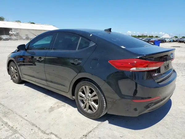 5NPD84LF1JH358939 2018 HYUNDAI ELANTRA - Image 2