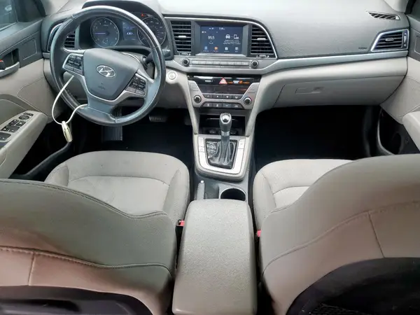 5NPD84LF1JH358939 2018 HYUNDAI ELANTRA - Image 8