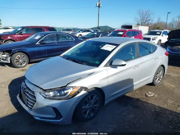 5NPD84LF1JH359038 2018 HYUNDAI ELANTRA - Image 2