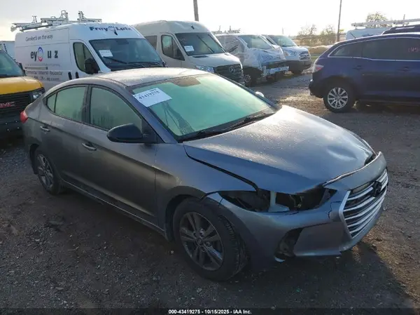 5NPD84LF1JH359878 2018 HYUNDAI ELANTRA - Image 1