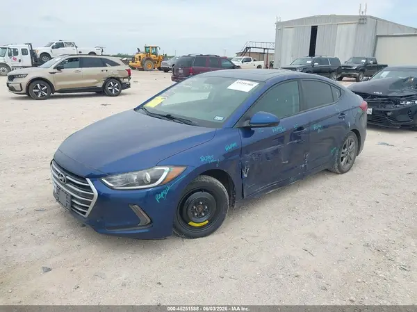 5NPD84LF1JH361274 2018 HYUNDAI ELANTRA - Image 2