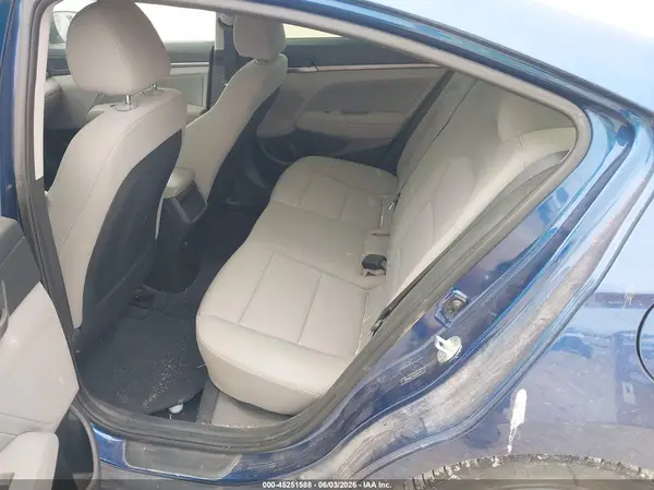 5NPD84LF1JH361274 2018 HYUNDAI ELANTRA - Image 8