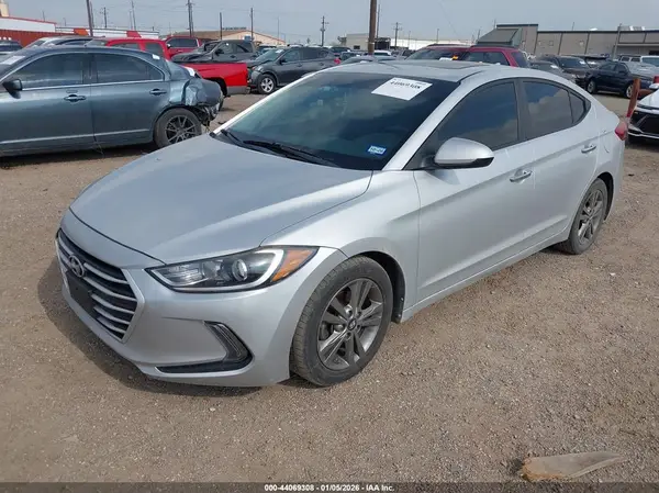 5NPD84LF1JH363106 2018 HYUNDAI ELANTRA - Image 2