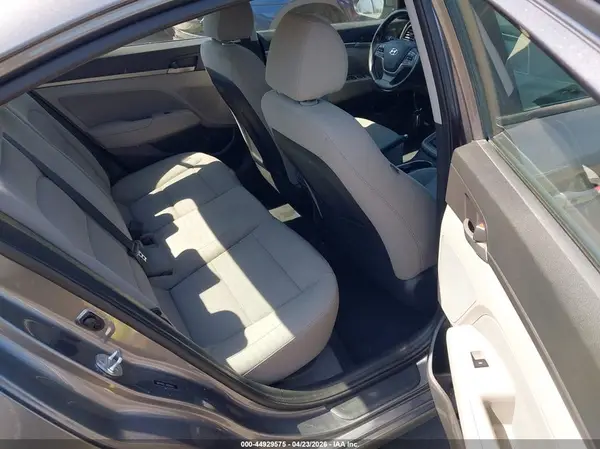 5NPD84LF1JH365311 2018 HYUNDAI ELANTRA - Image 8