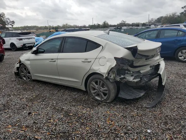 5NPD84LF1JH371139 2018 HYUNDAI ELANTRA - Image 2