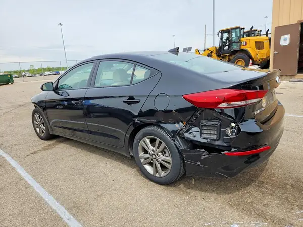 5NPD84LF1JH371349 2018 HYUNDAI ELANTRA - Image 2