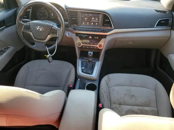 5NPD84LF1JH371903 2018 HYUNDAI ELANTRA - Image 8