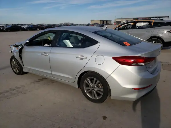 5NPD84LF1JH372095 2018 HYUNDAI ELANTRA - Image 2