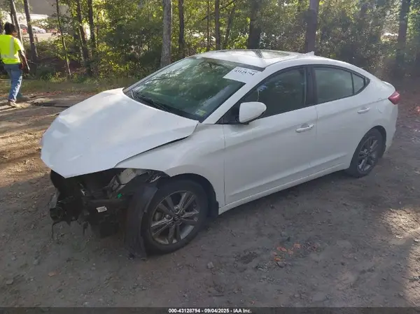 5NPD84LF1JH377457 2018 HYUNDAI ELANTRA - Image 2