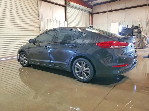5NPD84LF1JH377832 2018 HYUNDAI ELANTRA - Image 2