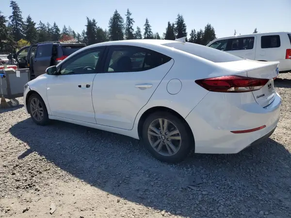 5NPD84LF1JH378334 2018 HYUNDAI ELANTRA - Image 2