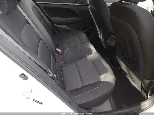 5NPD84LF1JH379760 2018 HYUNDAI ELANTRA - Image 8
